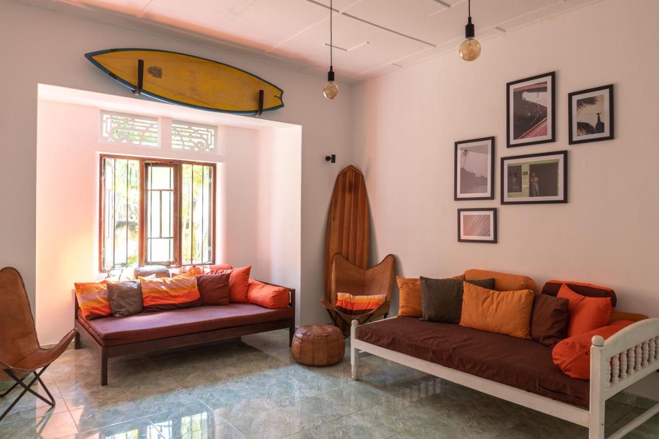 Apartmán Lotus Surf And Wellness Ahangama Exteriér fotografie