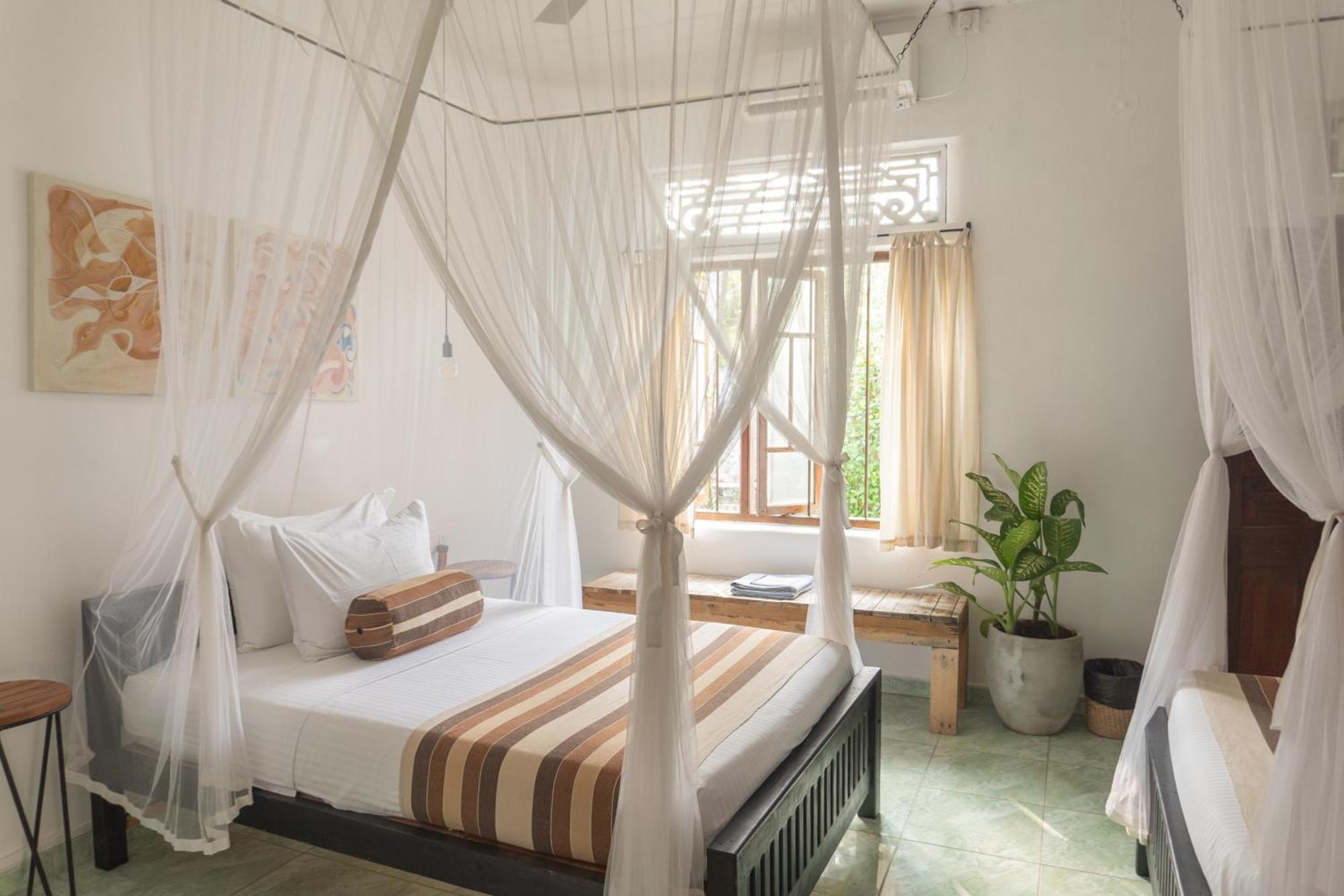 Apartmán Lotus Surf And Wellness Ahangama Exteriér fotografie